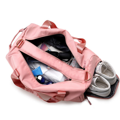 Versatile Waterproof Fitness Duffel Bag - Stylish Weekender Bag for Gym, Swim & Travel for Men and Women