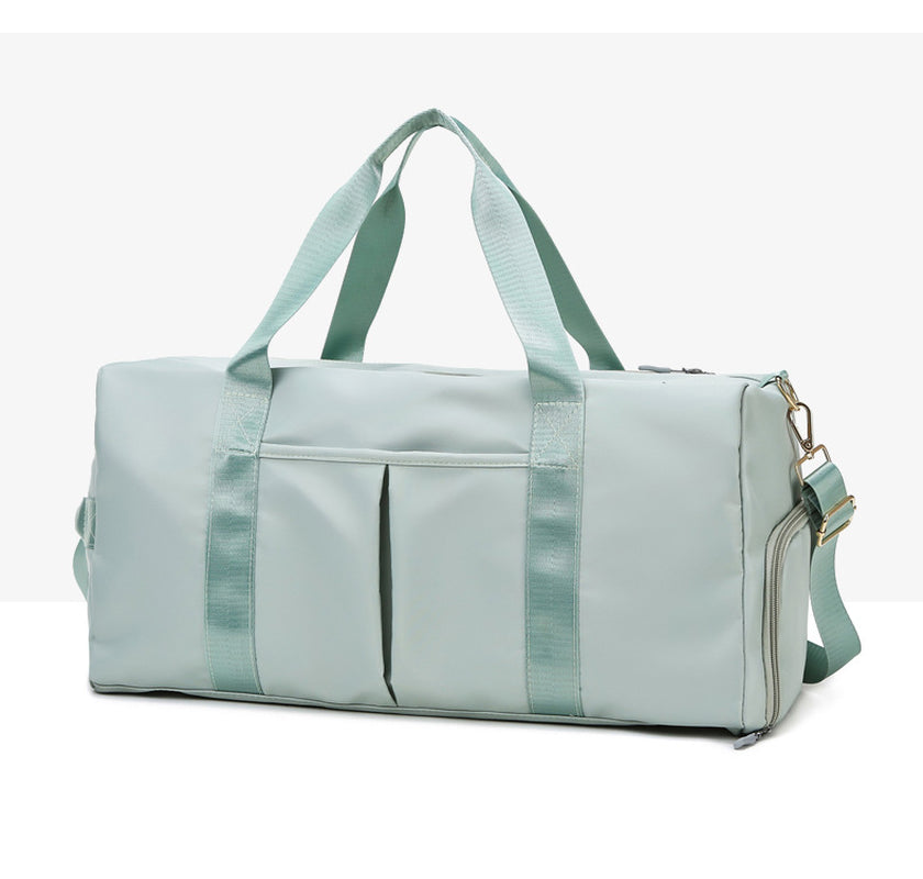 Versatile Waterproof Fitness Duffel Bag - Stylish Weekender Bag for Gym, Swim & Travel for Men and Women